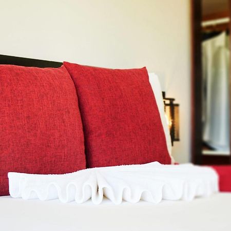 Laha Hotel Maun Exteriör bild