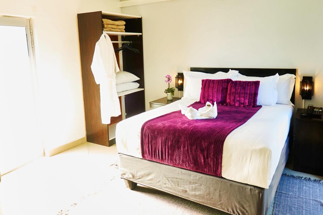 Laha Hotel Maun Exteriör bild
